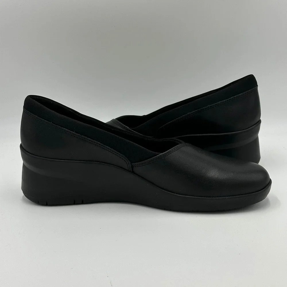 NWD Clarks Suttyn Walk Black Leather Wedge Slip On Shoes Womens Size 8.5 Comfort